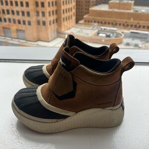 Sorel Out n About IV Strap Children’s waterproof boot